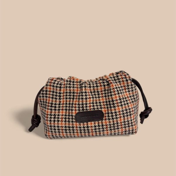 BOMBÓN tejido y piel